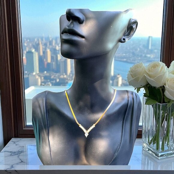 Vintage Christian Dior Gold-Tone Necklace With V-Shape Crystal Accents & Adjusta - Picture 4 of 9